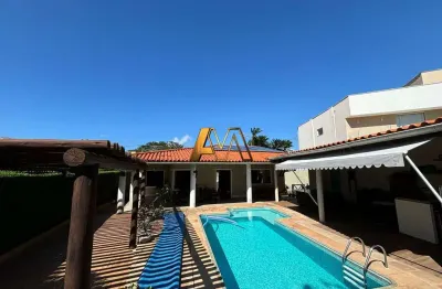 Casa em condomínio fechado com 4 quartos à venda na 2ª Travessa Adélia G do Nascimento, 896, Buraquinho, Lauro de Freitas