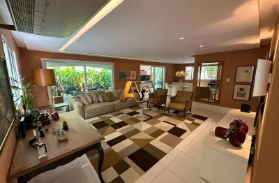 Casa com 5 quartos à venda na Alameda das Samambaias, 619, Patamares, Salvador