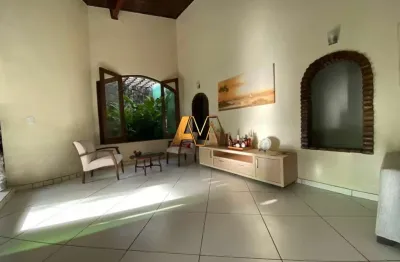 Casa com 3 quartos à venda na Pituba, Salvador 