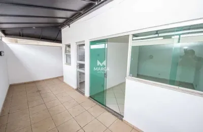 Área privativa no castelo - alugue pelo cartão de crédito e sem fiador!