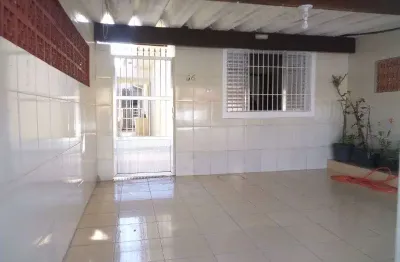 Casa com 2 quartos à venda na Vila Figueira, Suzano 
