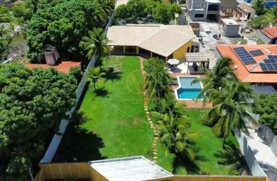Casa com 5 quartos à venda na Barra do Jacuípe, Camaçari 