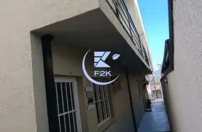Sobrado à venda jd. são pedro 77m², 2 dormitórios, 2 banheiros e 1 vaga de garag