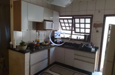 Casa à venda res. colinas 120m², 2 dormitórios ( sendo 1 suíte), 2 banheiros e 1