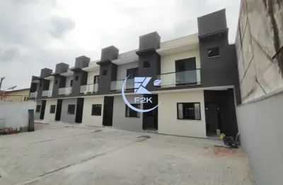 Casa de Condomínio à venda Jd. Universo  150m², 2 suítes, 1 lavabo e 2 vagas de