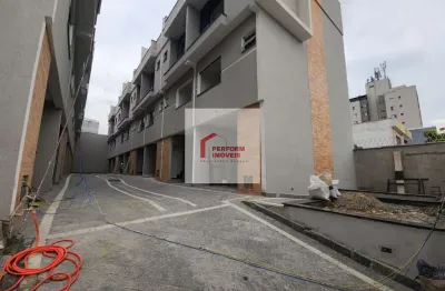 Imóvel de alto padrão na vila matilde: casa em condomínio com 2 quartos, 1 suíte e 2 vagas de garagem