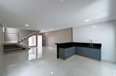 Sobrado de 200 m² com 03 suítes à venda no jardim atlântico ao lado da av. independência