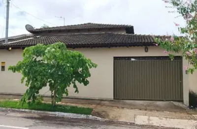 Casa de 260 m² com 04 quartos à venda por r$ 850.000 no jardim balneário meia ponte - goiânia