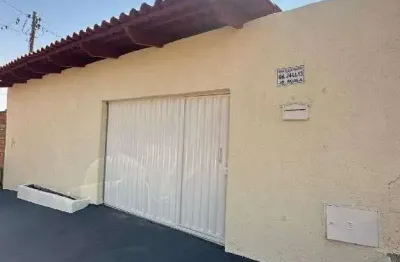 Casa de 180 m² com 03 suítes à venda por r$ 320.000 no jardim scala - trindade