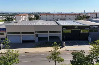 Galpão comercial de 300 m² para alugar por r$ 4.800/mensais no setor moinho dos ventos - goiânia