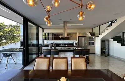 Sobrado de 268 m² com 3 quartos para alugar,  por r$12.500,00 ao mês no condomínio do lago em goiâni