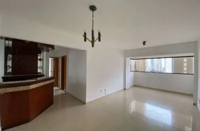 Apartamento de de 86 m² com 03 quartos sendo 01 suíte no condomínio edifício jardins de versailles - setor bueno em frente a tv record.