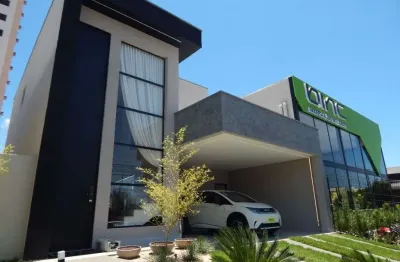 Sobrado de 189 m² com 03 quartos à venda por r$ 1.737.405 no residencial marília - senador canedo