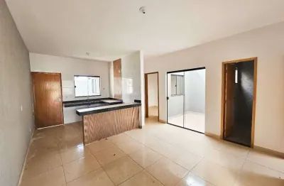 Casa de 94 m² com 03 quartos à venda por r$ 265.000 no res. ravena - senador canedo