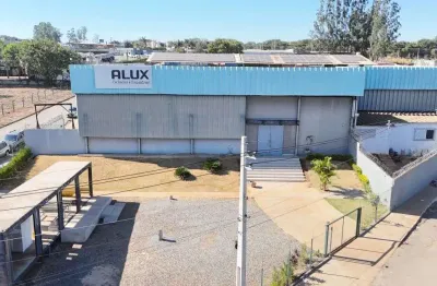 Galpão de 1550 m² para alugar por r$ 22.500/mensais no jardim canedo iii - senador canedo/go