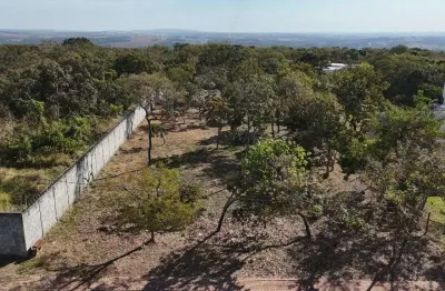 Área de 2976 m² à venda por r$ 650.000 no cond. villa verde - senador canedo/go