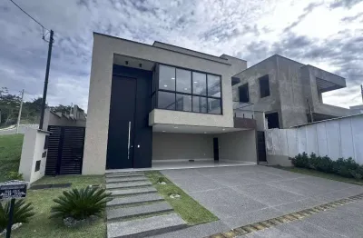 Casa de 204 m² com 03 suítes à venda por r$ 1.670.000 no jardins nápoles - senador canedo