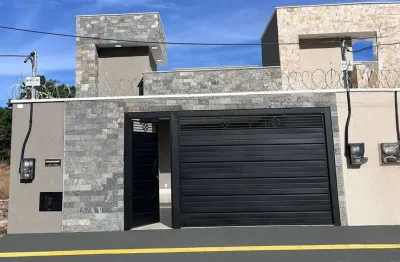 Casa de 154 m² com 03 suítes à venda por r$ 840.000 no jardim atlântico - goiânia