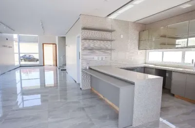 Sobrado de 214 m² com 3 suítes para alugar, por r$ 9.000/mês no jardins barcelona em senador canedo/go