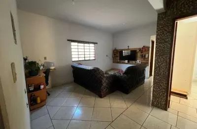 Casa de 233 m² com 04 quartos à venda por r$ 900.000 na vila jayara em anápolis/go