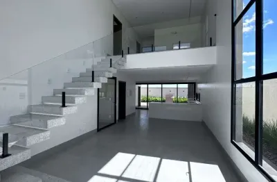Sobrado de 215 m² com 04 suítes à venda por r$ 1.600.000,00 no jardins barcelona em senador canedo/go