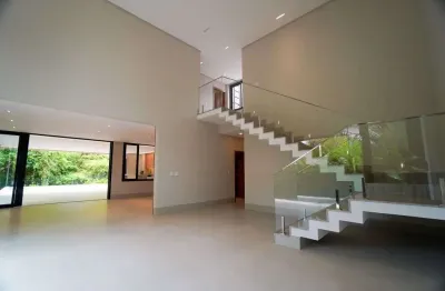 Sobrado  de 470 m² com 05 quartos à venda por r$ r$ 7.250.000,00 no residencial dos ipês em goiânia/go