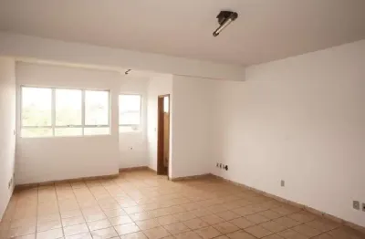 Sala de  20 m² para alugar, por r$ 700,00 ao mês no jardim américa em goiânia