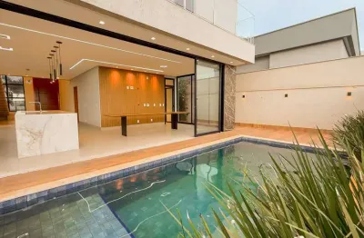 Sobrado de 244m² com 04 suítes à venda - Jardins Bolonha em Senador Canedo/GO