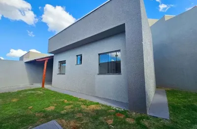 Casa de 84 m² com 03 quartos, sendo 01 suíte no Residencial Ravena em Senador Canedo/GO