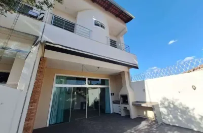 Sobrado de, 109 m² com 03 quartos à venda no residencial madri - goiânia/go