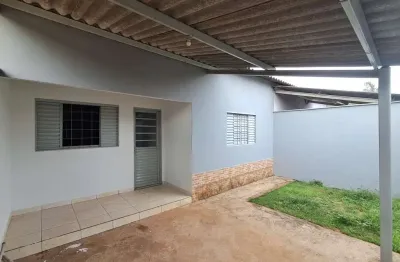 Casa de 65 m² com 02 quartos para locação por r$ 1.500,00/mês - jardim europa - goiânia/go