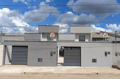 Casa de 99m² com 03 quartos á venda no Jardim Himalaia - Aparecida de Goiânia / GO