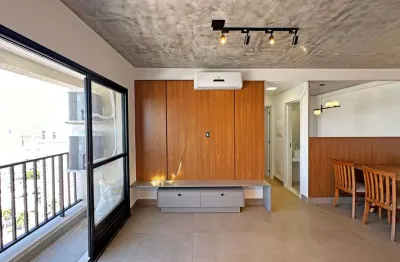 Apartamento mobiliado com 2 quartos e suíte, 1 vaga, pronto para morar