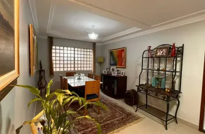 Sobrado de 300m² com 04 quartos á venda no Setor Jardim Atlântico - Goiânia - GO