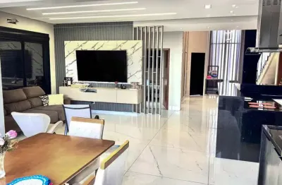 Sobrado de 284m² com 04 suites á venda no  Parqville Quaresmeira - Trindade - GO