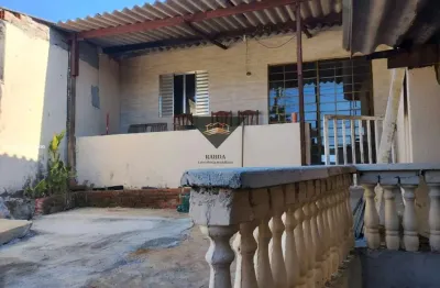 Casa à venda na Rua Alcides Pizzolito, Jardim Casa Branca, Suzano