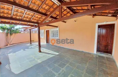 Casa com 3 dormitórios para alugar, 109 m² por R$ 3.250,54/mês - Jardim das Indústrias - São José dos Campos/SP