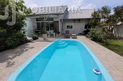 Casa Residencial com 4 quartos  à venda, 179.60 m2 por R$2200000.00  - Ingleses Do Rio Vermelho - Florianopolis/SC