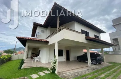 Casa Residencial com 7 quartos  à venda, 280.00 m2 por R$1950000.00  - Ingleses Do Rio Vermelho - Florianopolis/SC
