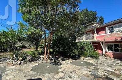 Casa Residencial com 3 quartos  à venda, 255.00 m2 por R$940000.00  - Sao Joao Do Rio Vermelho - Florianopolis/SC