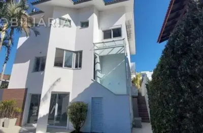 Casa Residencial com 3 quartos  à venda, 350.00 m2 por R$3000000.00  - Joao Paulo - Florianopolis/SC