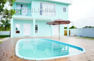 Casa residencial com 4 quartos  à venda, 240.00 m2 por r$2100000.00  - canasvieiras - florianopolis/sc