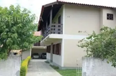 Pousada_hotel com 10 quartos  à venda, 384.00 m2 por r$2500000.00  - praia do santinho - florianopolis/sc