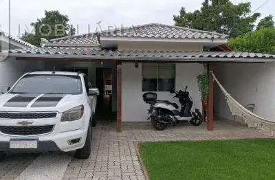 Casa Residencial com 3 quartos  à venda, 145.00 m2 por R$690000.00  - Sao Joao Do Rio Vermelho - Florianopolis/SC