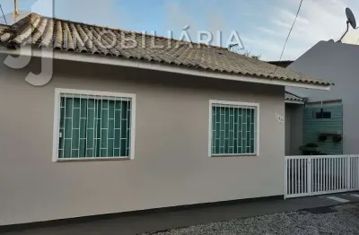 Casa residencial com 3 quartos  à venda, 162.00 m2 por r$390000.00  - sao joao do rio vermelho - florianopolis/sc