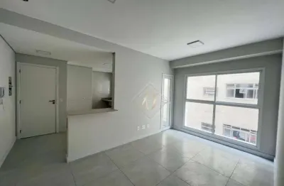 À 50 metros da praia da aparecida, prédio novo com lazer na cidade de santos!!!
