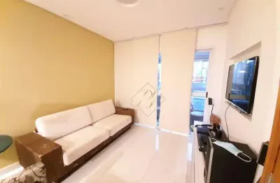 Excelente apartamento, 3 dormitórios, à 1 quadra da praia, no bairro embaré em santos!!