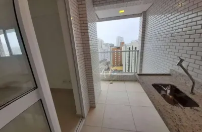 Oportunidade!!! à 1 quadra da praia, apartamento amplo, sacada na sala, lazer completo, vaga demarcada, no bairro boqueirão na cidade de santos!!!