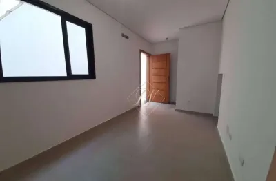 Quintal privativo, sobrado térrea, excelente acabamento, 2 dormitórios na cidade de santos!!!