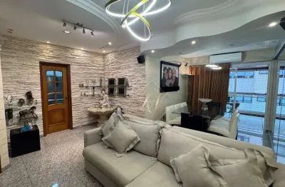 Maravilhoso apartamento amplo, com planejados, super bem localizado, a 4 quadras da paria no coração do boqueirão!!!